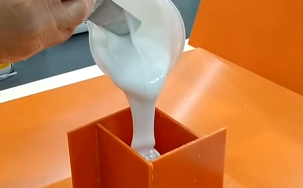 模具硅橡膠灌模時(shí)間是什么？