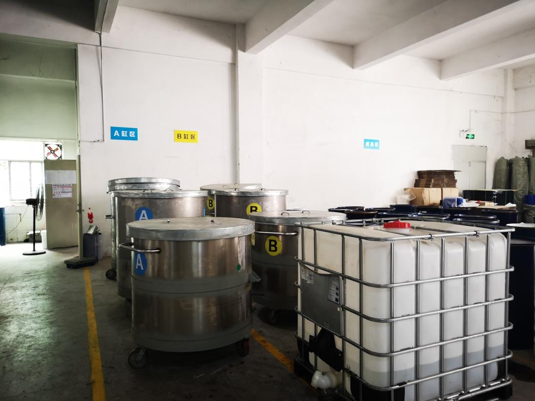 模具硅膠原料和制品儲存需留意的事項有哪些 ？